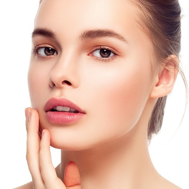 علاج مسامات البشرة الدهنية الواسعة في المنزل