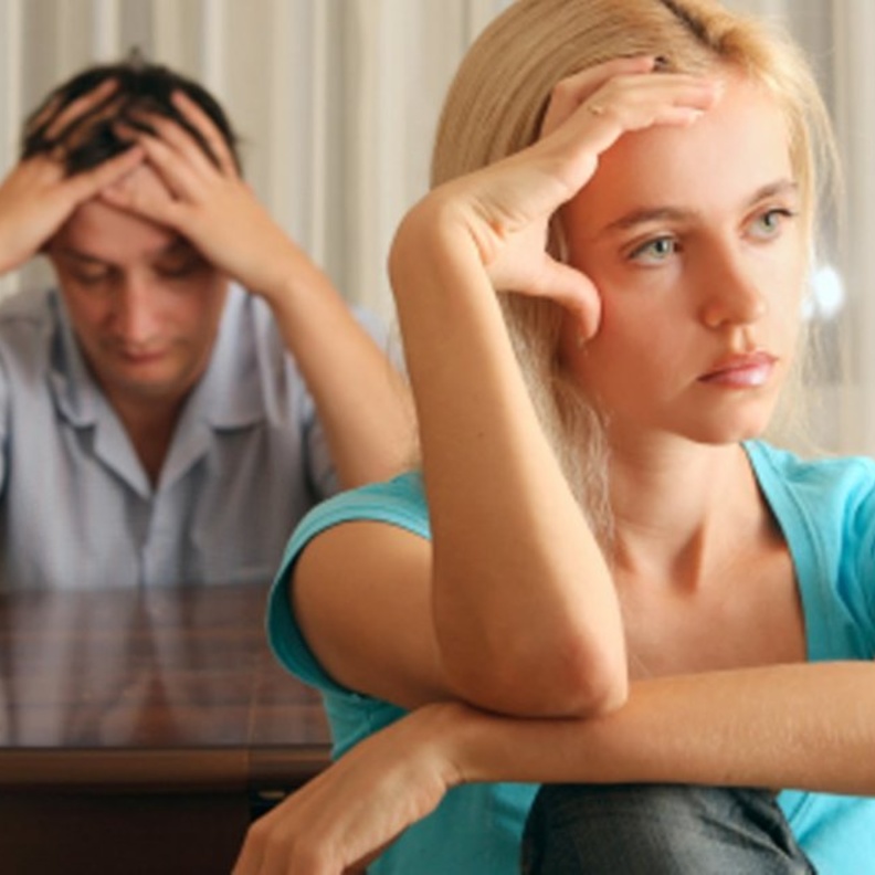  اليك اسباب البرود العاطفي في فترة الخطوبة - عدم الالتزام بالمواعيد