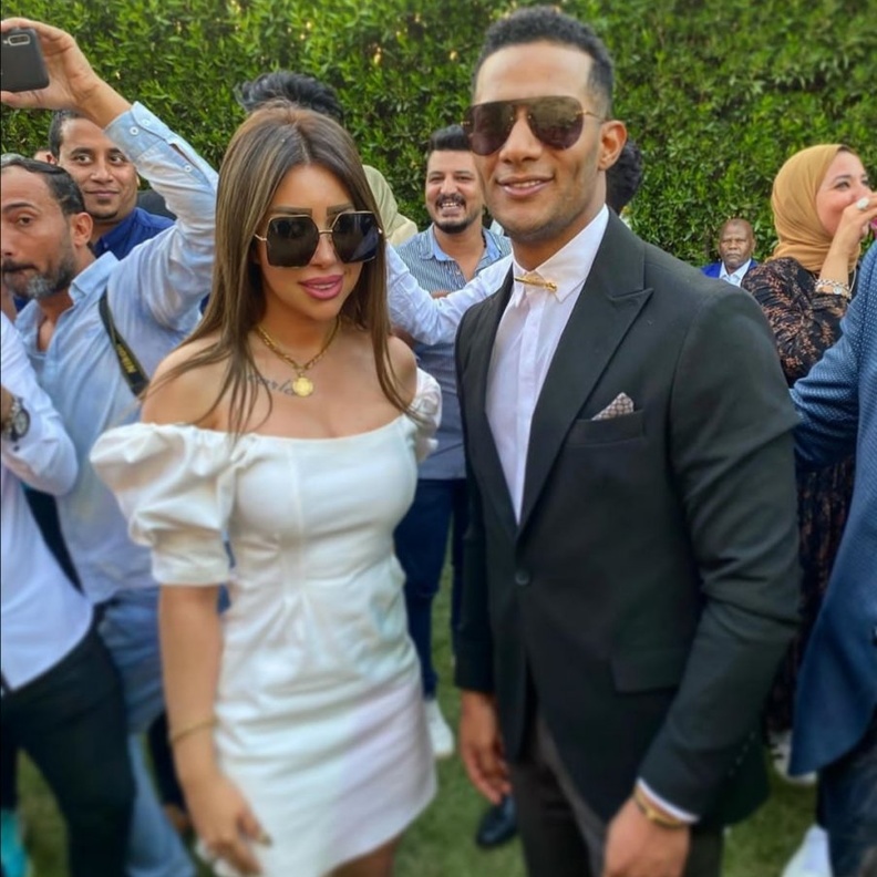 محمد رمضان وشقيقته