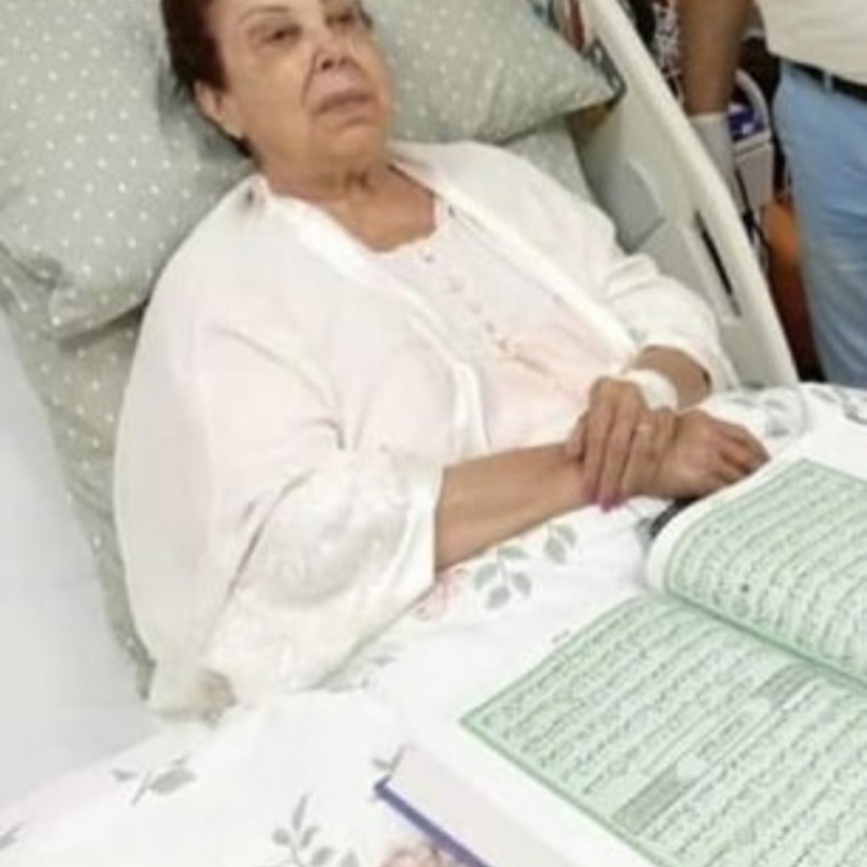 رجاء الجداوي في المستشفى 