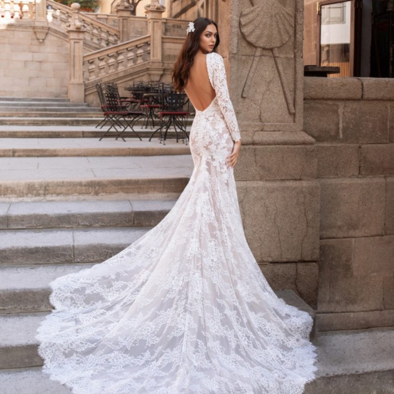  فستان من pronovias