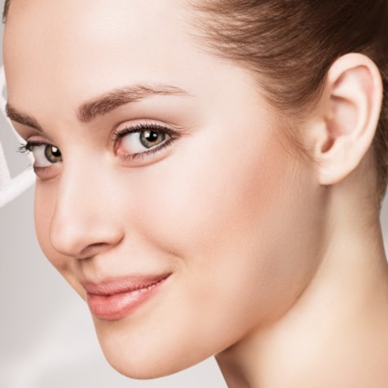 ماسك الطحينة للبشرة الدهنية وطرق استخدامه في الحجر المنزلي