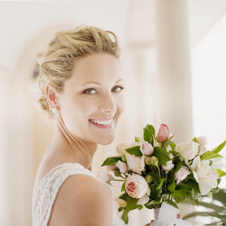 خلطات للوجه بالعسل والليمون لتنظيف البشرة وتفتيحها قبل الزواج