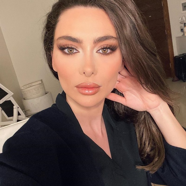 حيل توسيع العيون بالمكياج العصري على طريقة ستيفاني صليبا