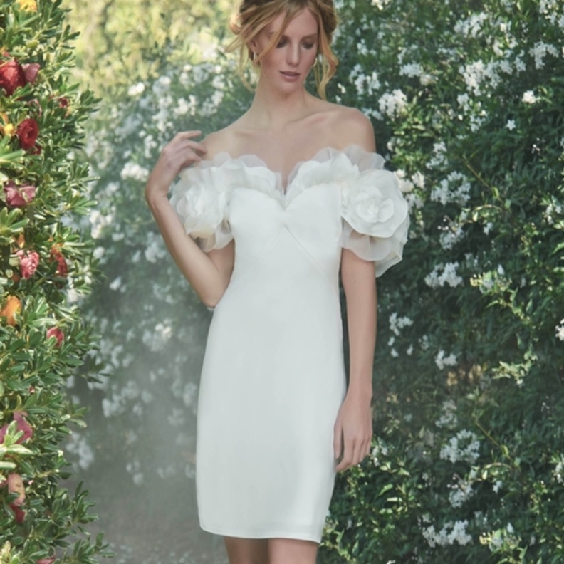 فستان قصير من tadashi shoji