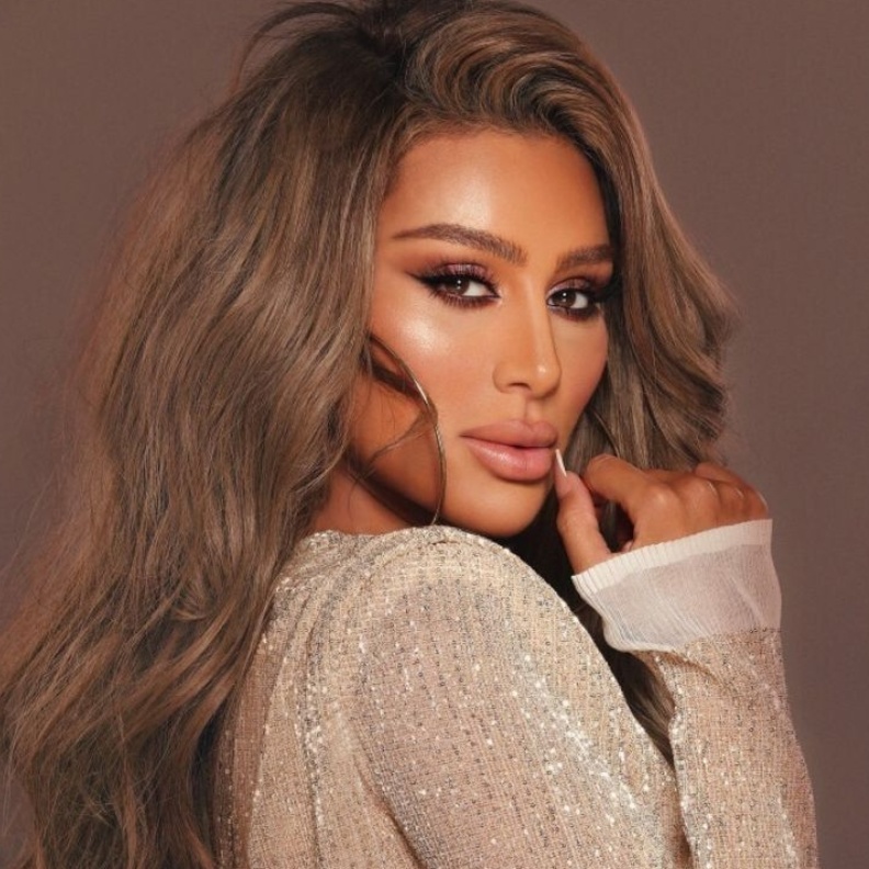  كيف تغيرت ملامح مايا دياب بعد خضوعها لعملية تجميل الحنك