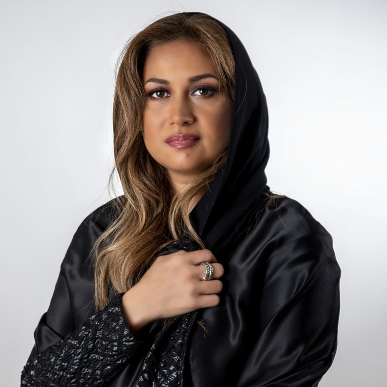 سيدة الأعمال السعودية لميس مدني