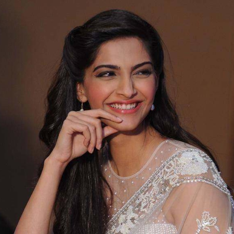 سونام كابور