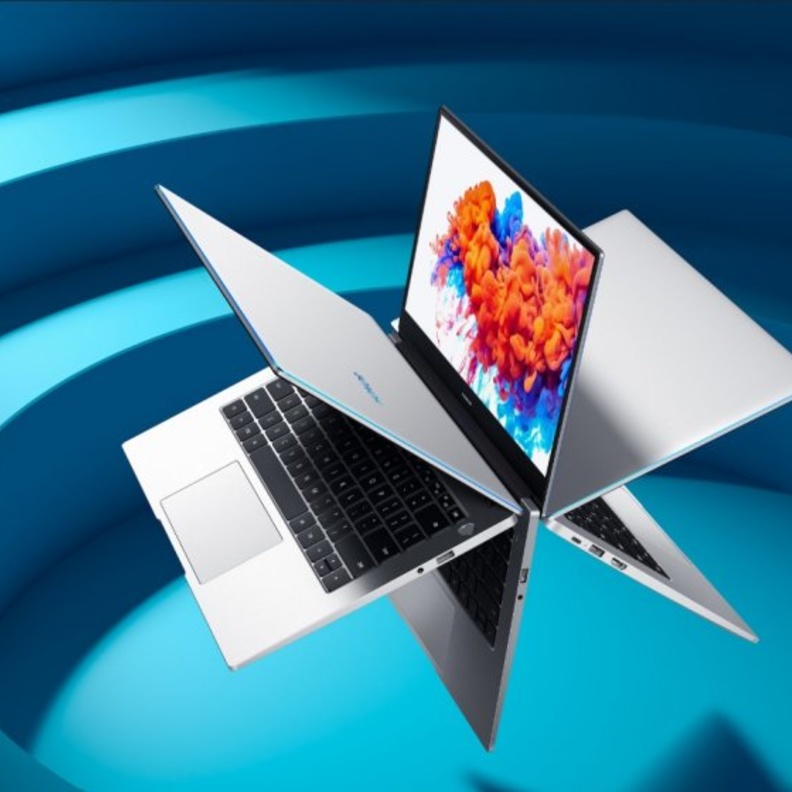 HONOR تعلن عن توفّر جهاز MagicBook 14 الأنيق في المملكة العربية السعودية