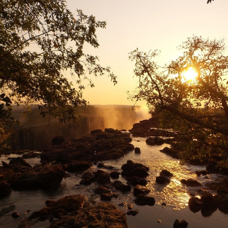  المناطق المحيطة بشلالات فيكتوريا - Jäger
