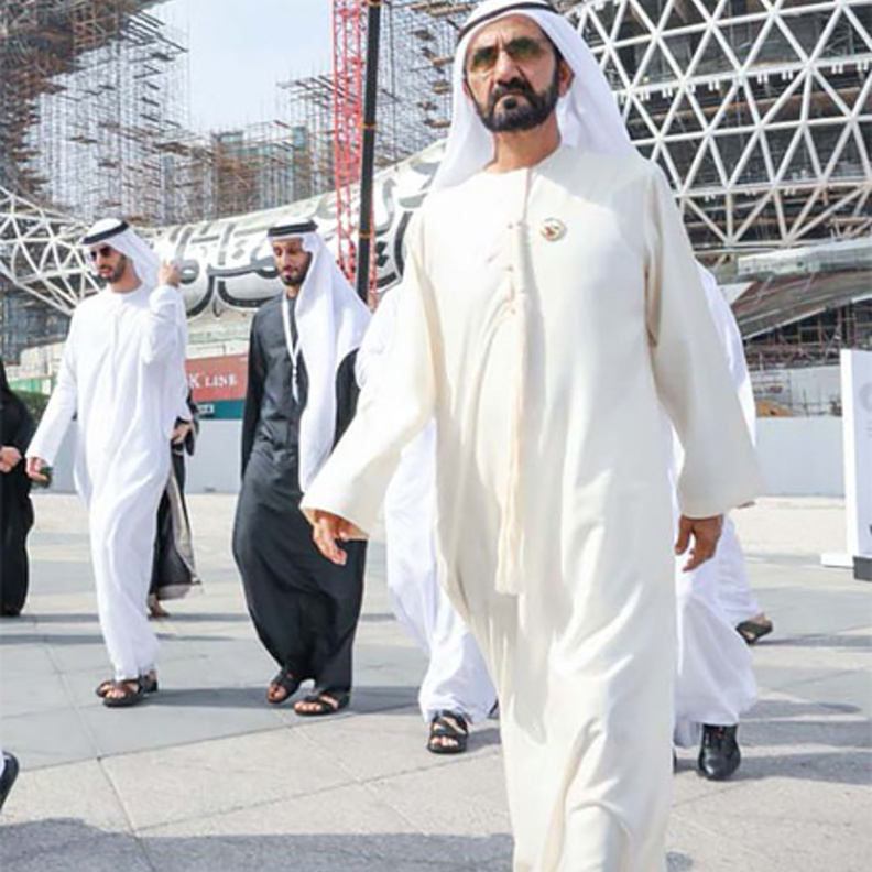 "محمد بن راشد" الإنسان ينطلق في إصرار دائم لصناعة الحياة 