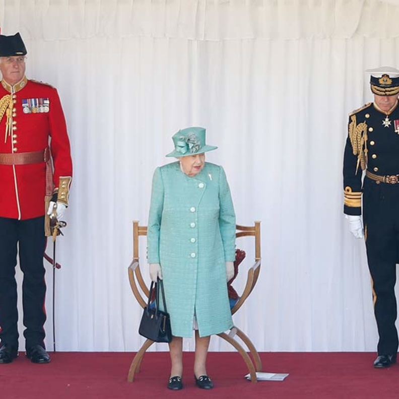 ملكة بريطانيا تشارك في الاحتفالات الرسمية بعيد ميلادها