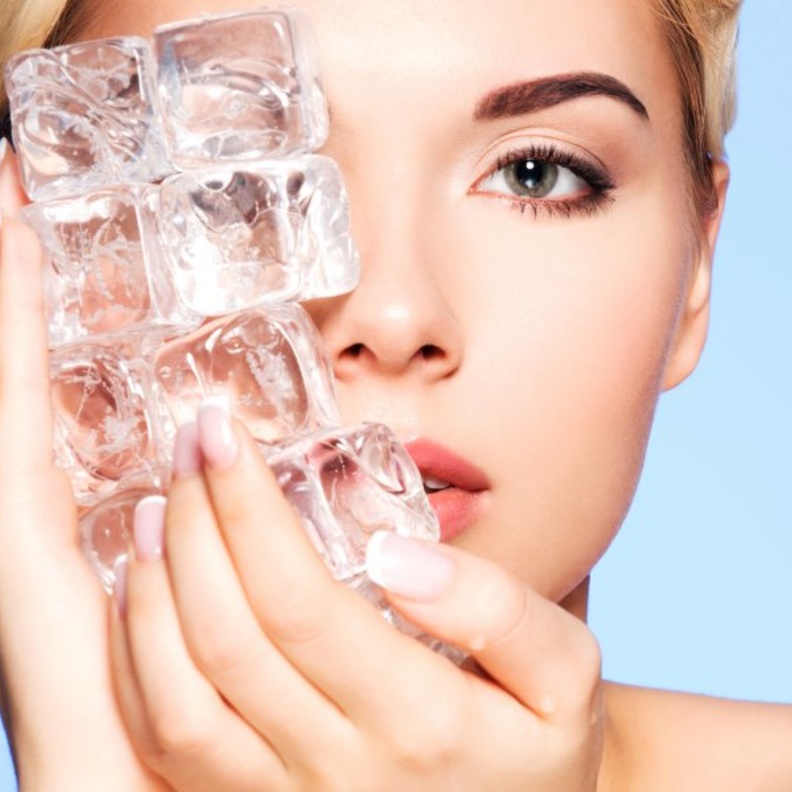 مكعبات الثلج 