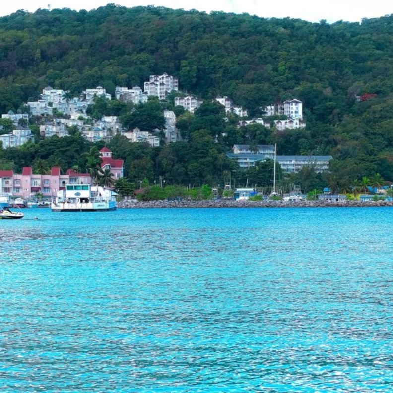  شواطئ جامايكا - Obi Onyeador