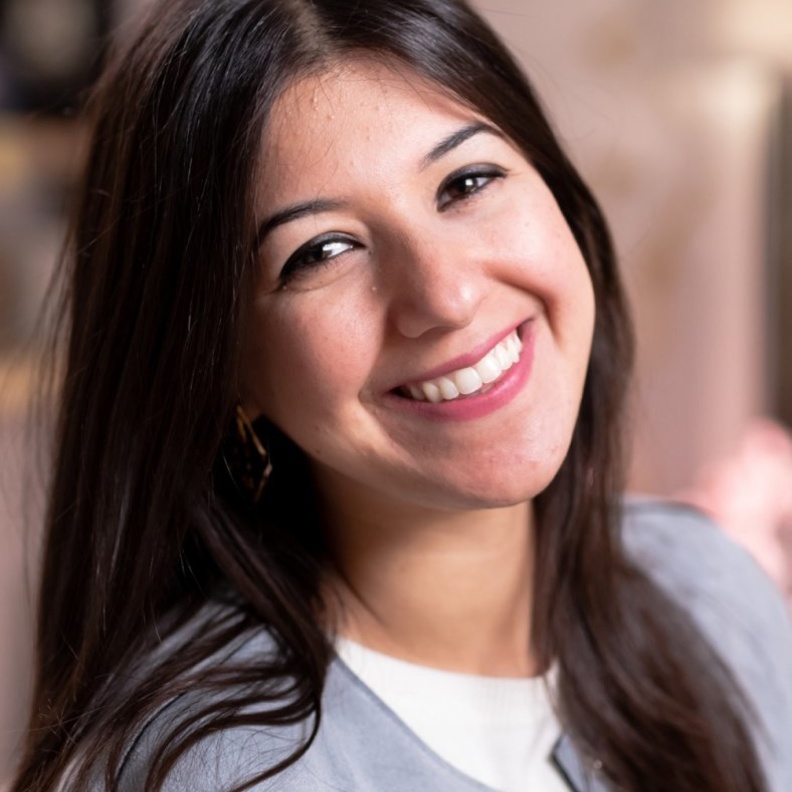 نادية جمال الدين 