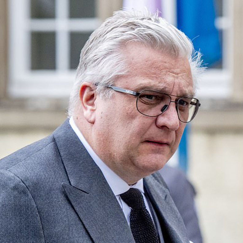 الأمير لوران