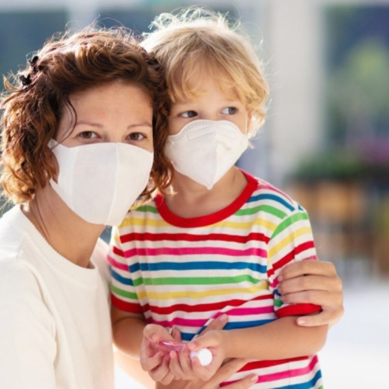 نصئح للتعامل مع الطفل المصاب بفيروس كورونا الجديد