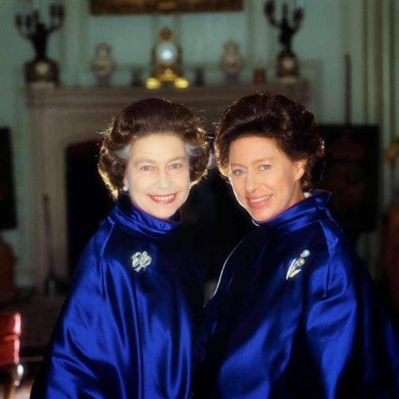 بالصور.. علاقة الأميرة مارغريت بشقيقتها الملكة قوية.. بالرغم من اختلافهما