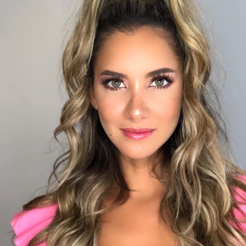 دانييلا ألفاريز