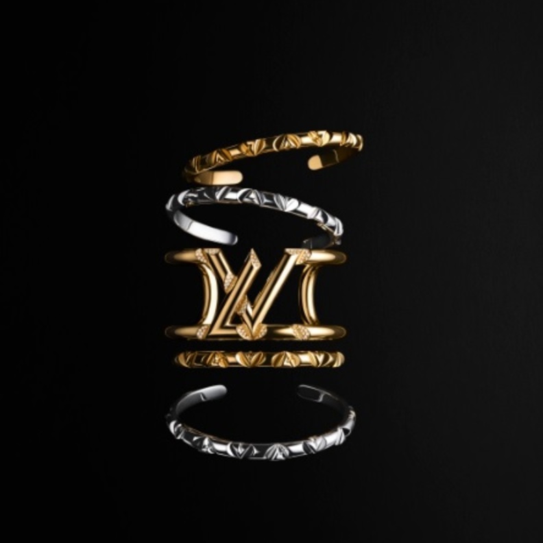 مجموعة LV Volt الجديدة