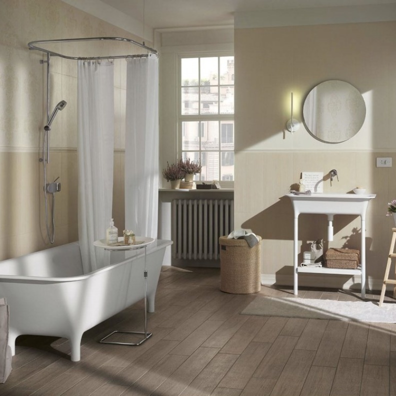 الزيوت العطرية مع سلال القش وستارة الحمام تضيف عليه طابع رومانسي مميز