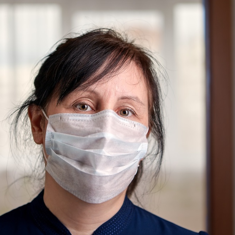 1 من اصل 5 أشخاص معرضون لخطر كوفيد 19 الحاد