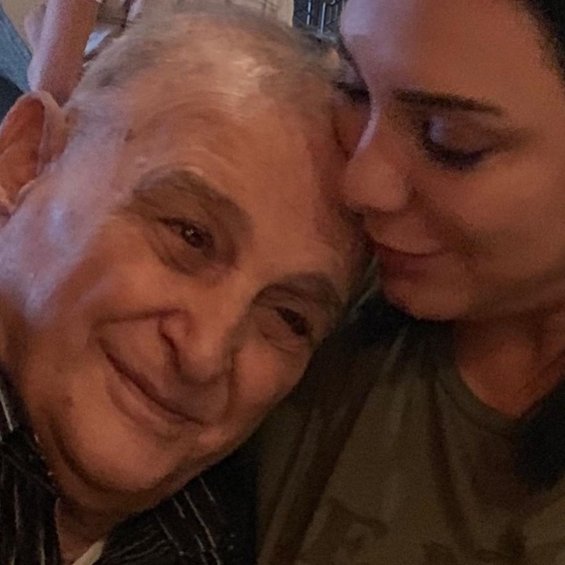 سلاف فواخرجي ووالدها