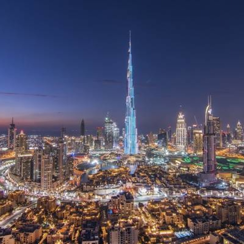 دبي تعتمد الاشتراطات الاحترازية الجديدة لسفر المواطنين من والى البلاد