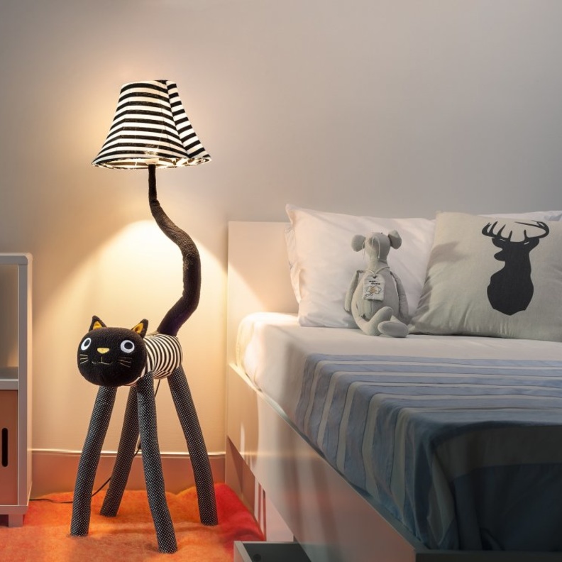 تصميم رائع لمصباح إنارة جانبي لغرف الأطفال⁩