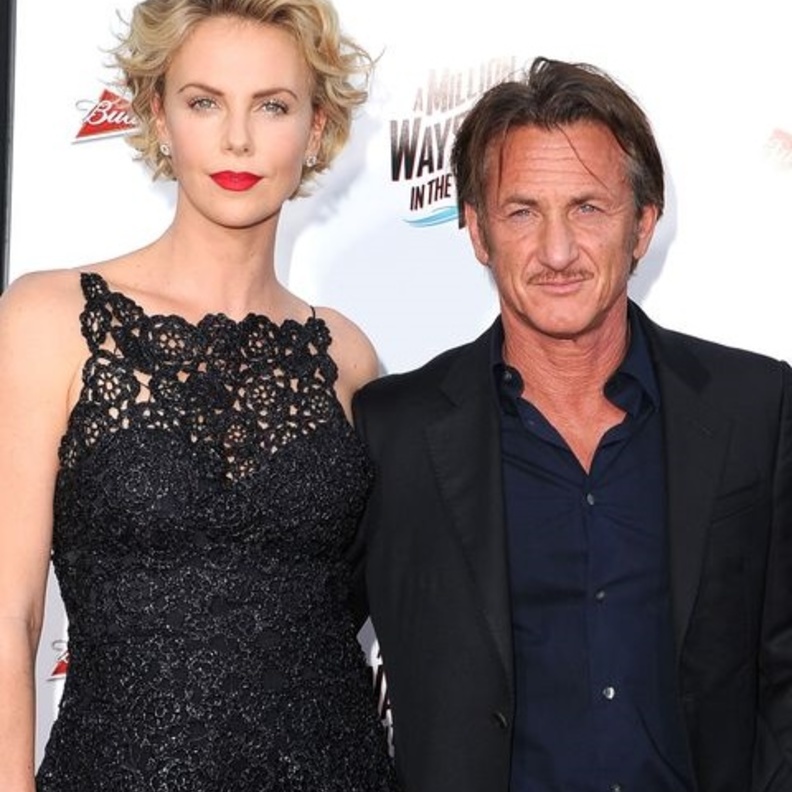 تشارليز ثيرون وشون بن 