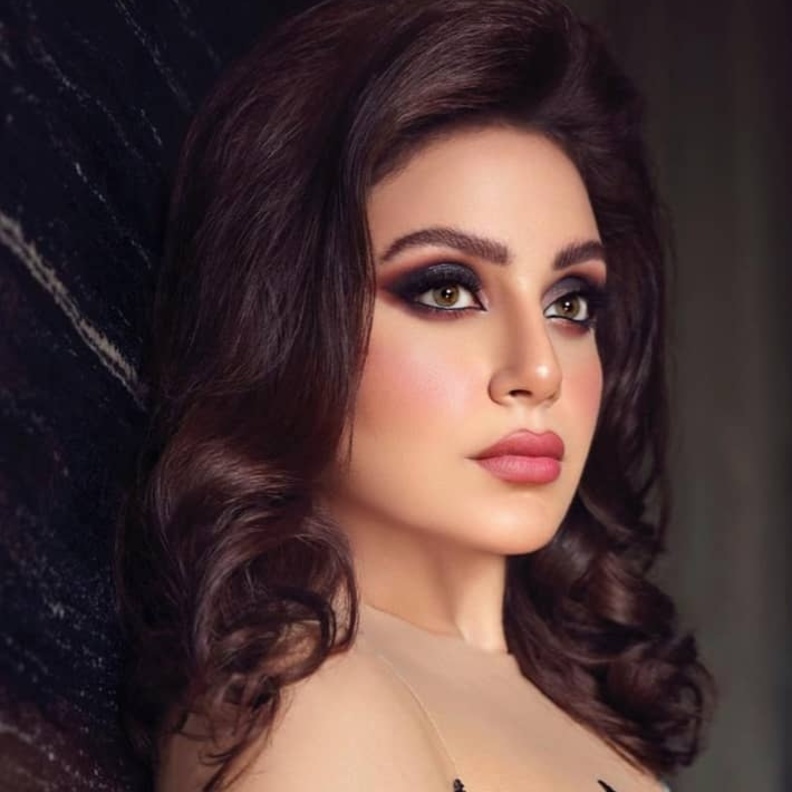 ابنة هيفاء وهبي تحتفل بعيد ميلادها الـ 27