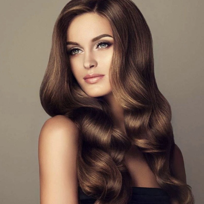 استخدام خل التفاح على فروة الرأس يعزز نمو الشعر