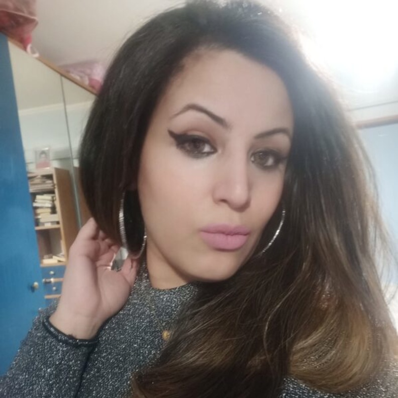 مها اسامة عرضت طلب الزواج يومين قبل فصلها من العمل