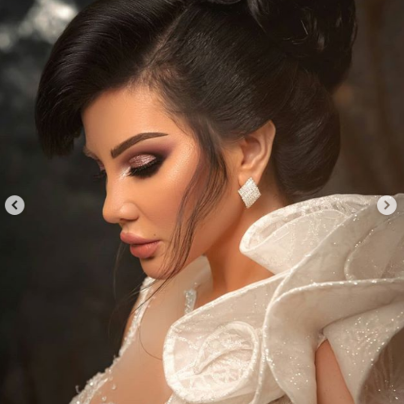 جيني اسبر بالمكياج السموكي