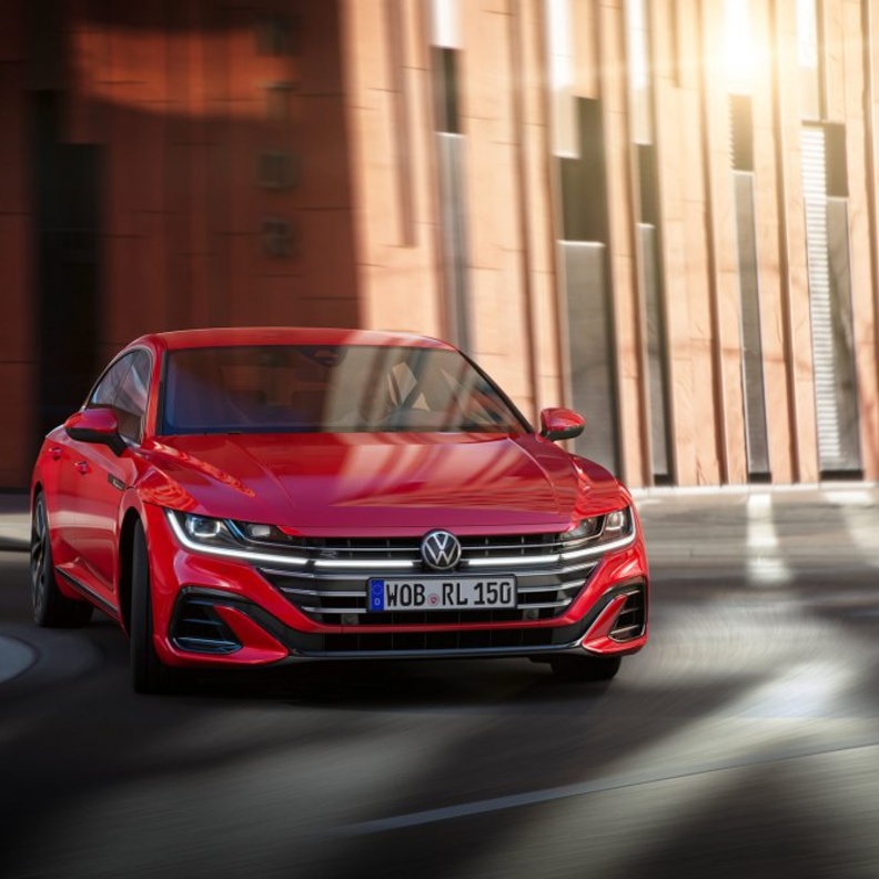 فولكس فاغن تتيح طلب السيارات بأنظمة الدفع الأمامي والرباعي