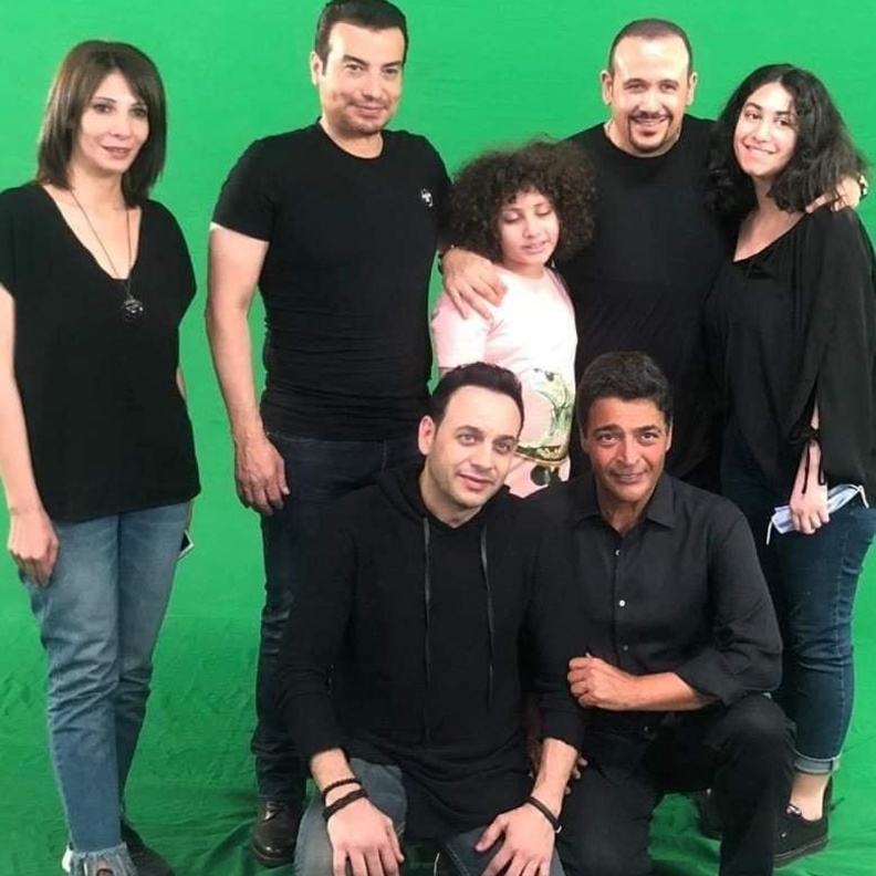 النجوم في كواليس تصوير الكليب 