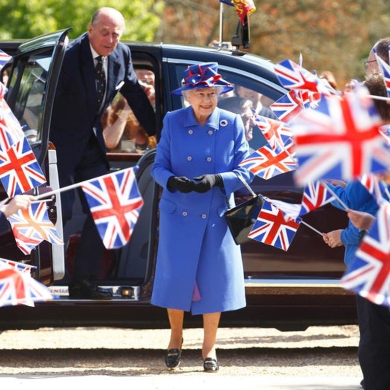 7 قوانين يُسمح للملكة إليزابيث الثانية وعائلتها المالكة كسرها