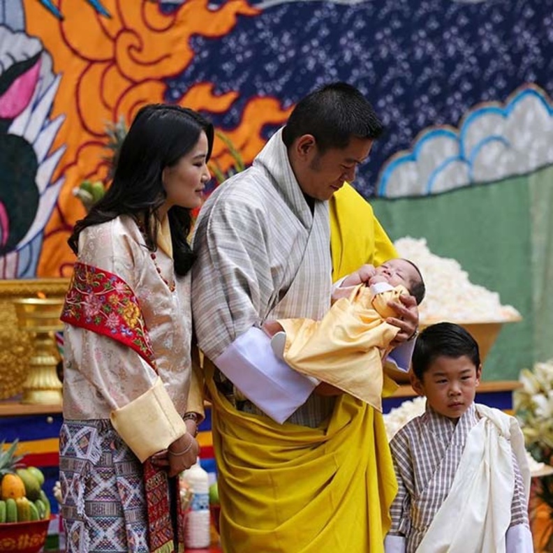 ملك وملكة بوتان يكشفان عن اسم طفلهما الثاني