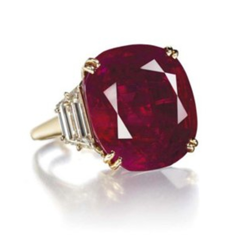 خاتم The Patiño Ruby