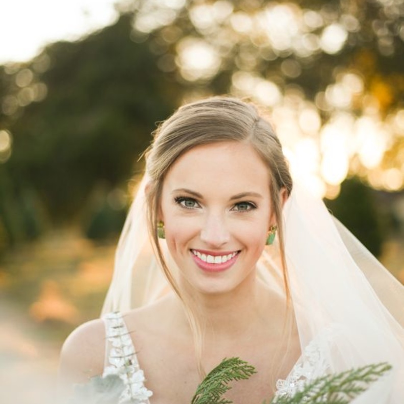  الماسكات الطبيعية المحضرة من مكونات طبيعية هي الطريقة الأفضل للعناية ببشرة العروس