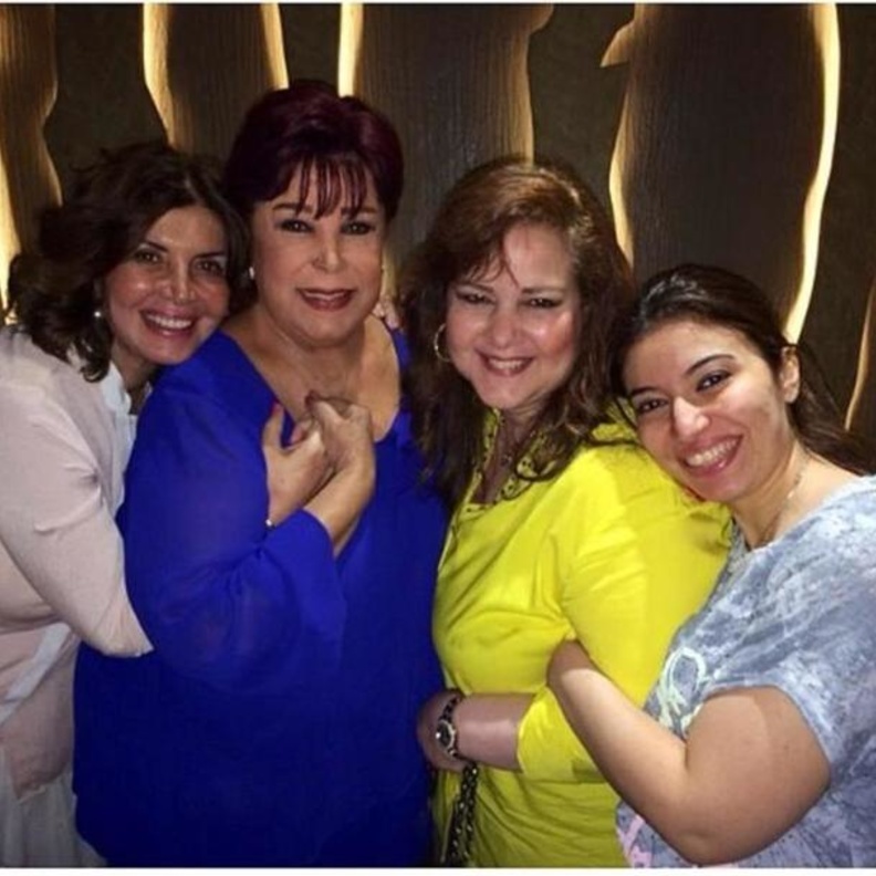 النجوم يودعون رجاء الجداوي