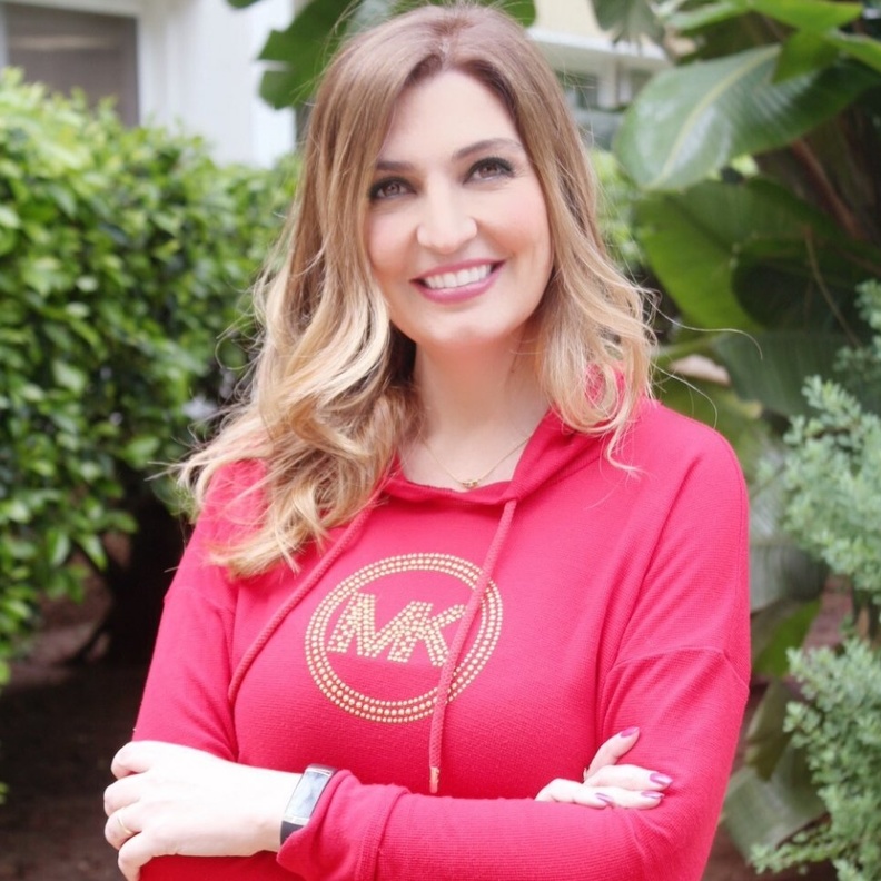  الدكتورة كارلا حبيب مراد الاخصائية في تغذية الأطفال ، ومحاضر في علوم التغذية في الجامعة الأميركية في بيروت