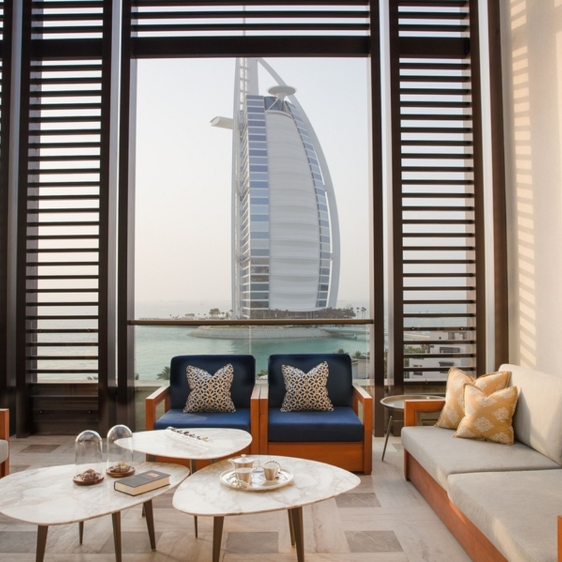 فلل وأجنحة جميرا الحصرية وجهتكم المثالية لتجربة إقامة ملكية فاخرة