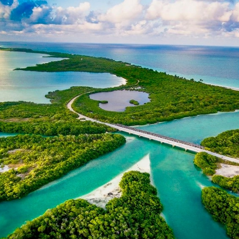 سيان كان SIAN KA’AN بواسطة Alev Takil