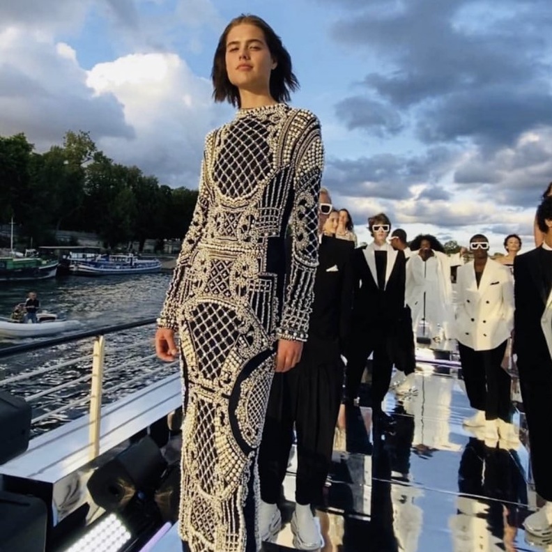  عرض مجموعة Balmain في باريس