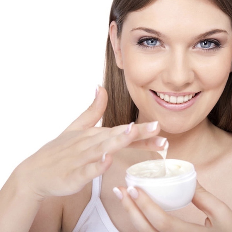  أفضل 3 علاجات طبيعية للتخلص من علامات تمدد الجلد