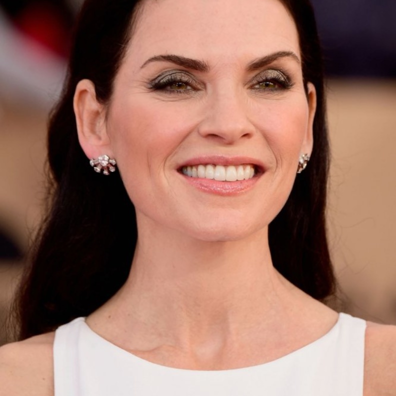 من أجمل إطلالات النجمة الأمريكية Juliana Margulies