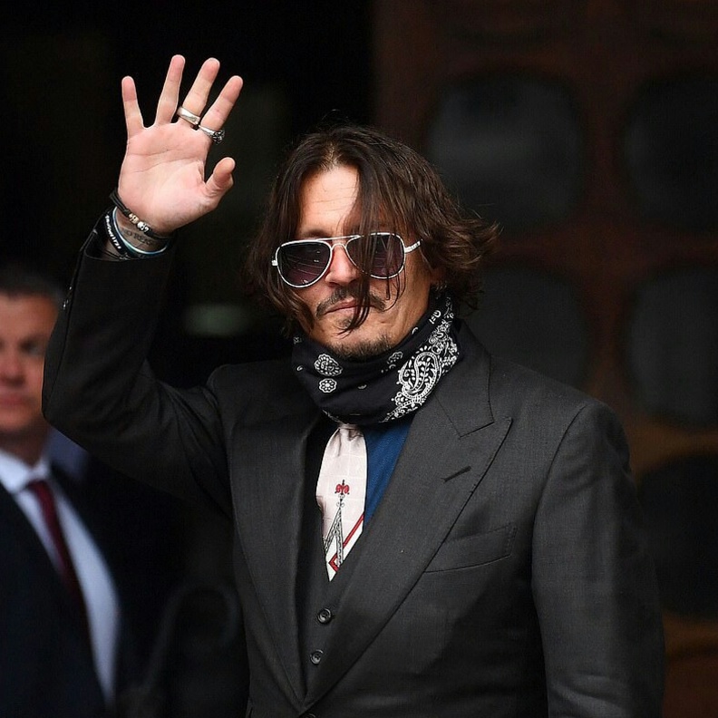 محاكمة جوني ديب و امبر هيرد 