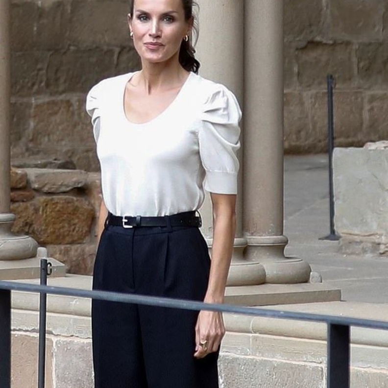  الملكة ليتيزيا تسريحة الشعر المربوط ومكياج ناعم