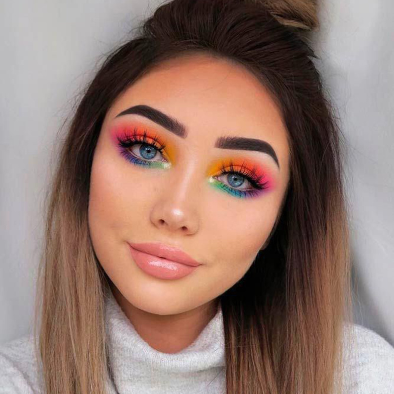  أبرز علب ظلال العيون الملونة لهذا الموسم